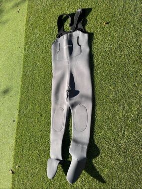 Field & Stream Gray Neoprene Chest Waders with Front Pocket men medium fishing